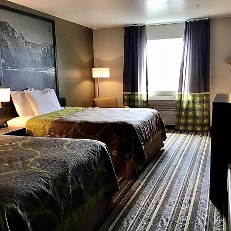 Super 8 By Wyndham Super 8 Blackfoot Esterno foto