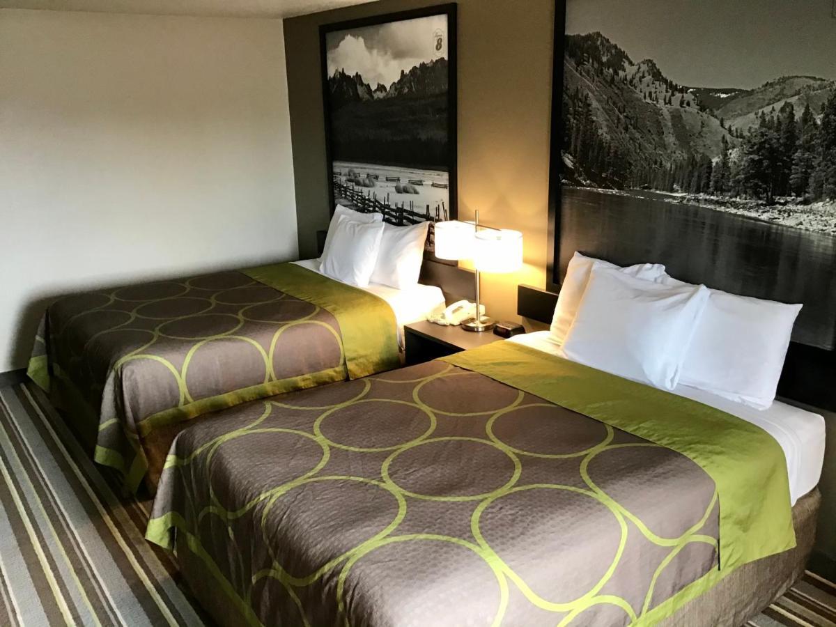 Super 8 By Wyndham Super 8 Blackfoot Esterno foto